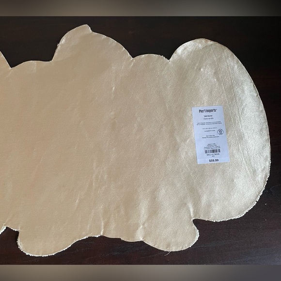 Pier 1 imports beaded Easter table runner - Picture 9 of 11